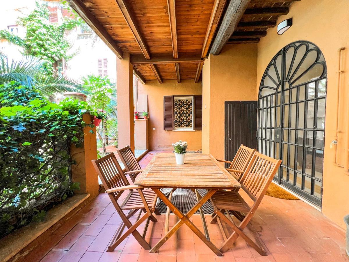 Luxury House & Secret Garden - Strategic Location, 100M To Metro B Appartement Rome Buitenkant foto