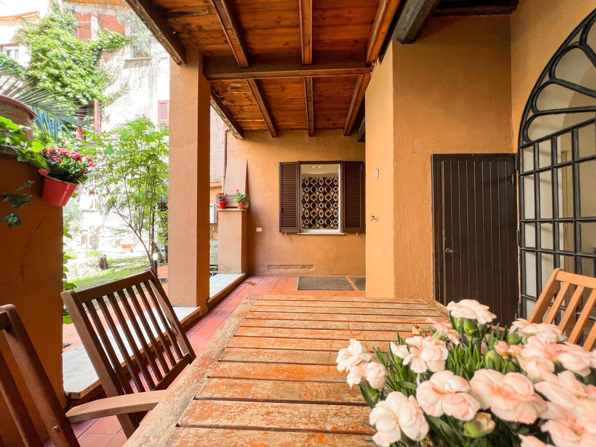 Luxury House & Secret Garden - Strategic Location, 100M To Metro B Appartement Rome Buitenkant foto