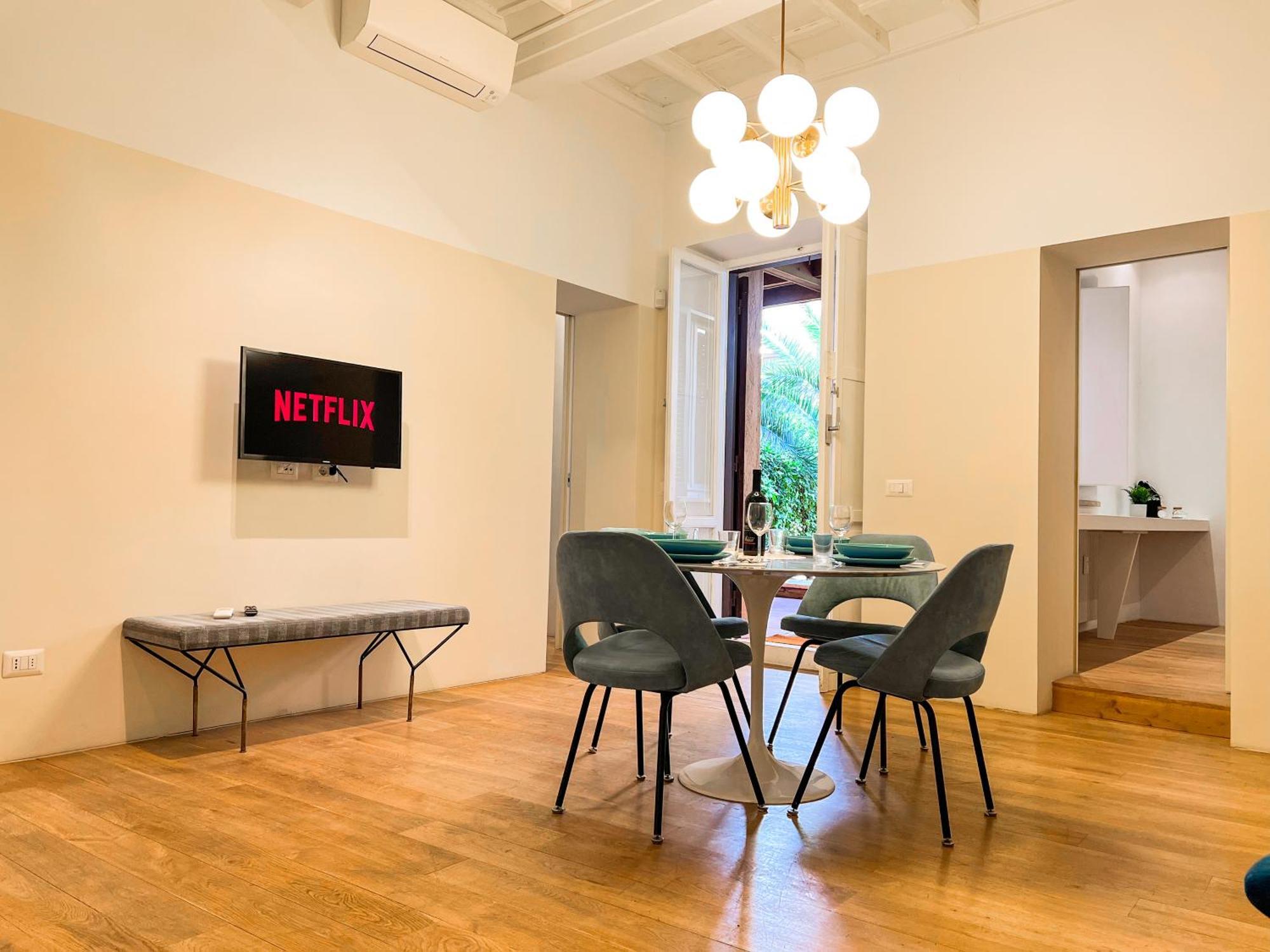 Luxury House & Secret Garden - Strategic Location, 100M To Metro B Appartement Rome Buitenkant foto